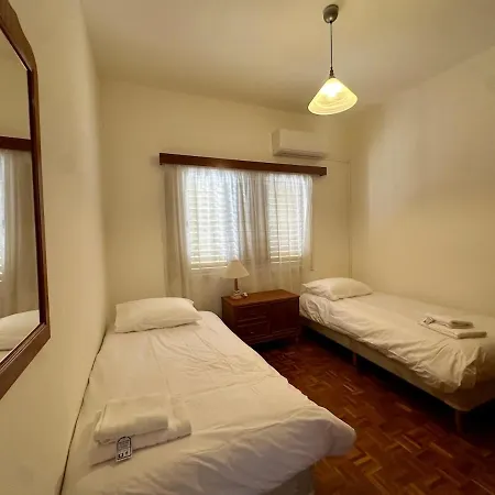 Apartment 2 Bedroom Flat By The Sea Larnaca